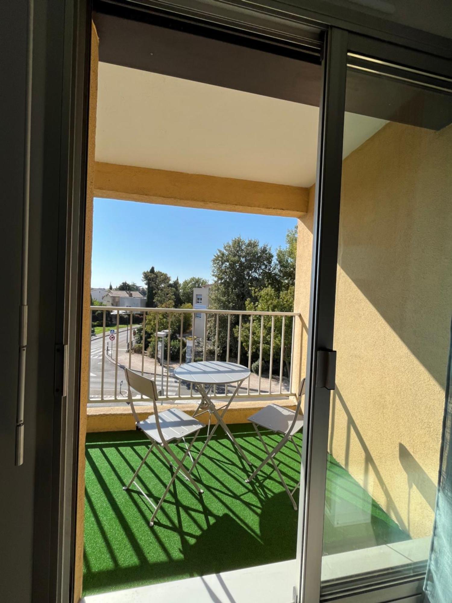 Confortable Appartement Pres D'Avignon Le Pontet  Exterior photo
